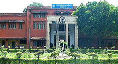Gajra Raja Medical College